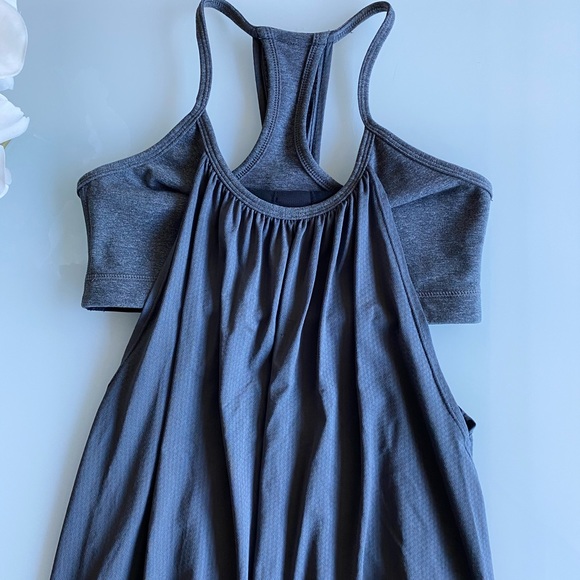 Lululemon ‘No Limits’ Tank - Picture 4 of 13